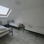 Z Albergue Bucareste