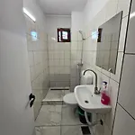 Z Albergue *