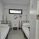 Z Albergue Bucareste