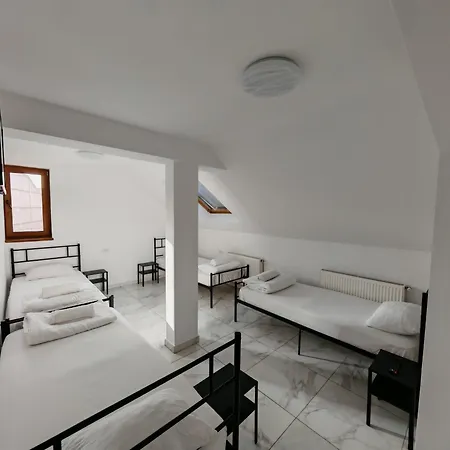 Hostel Z *